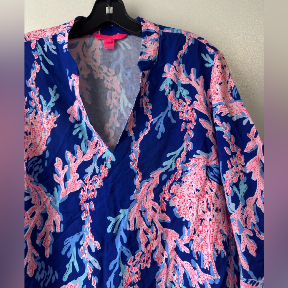 Lilly Pulitzer Women's Luna Bay Blue and Pink Top Sz M - Picture 9 of 16